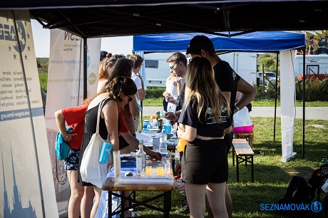 Seznamovák Kronika 2020 - Zaškolovák VUT